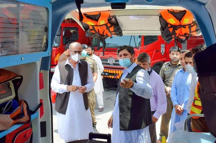 A delegation led by the Country Director of the Asian Development Bank arrived at the provincial headquarters of Rescue 1122. Rescue 1122 operation activities, modern equipment and professional matter