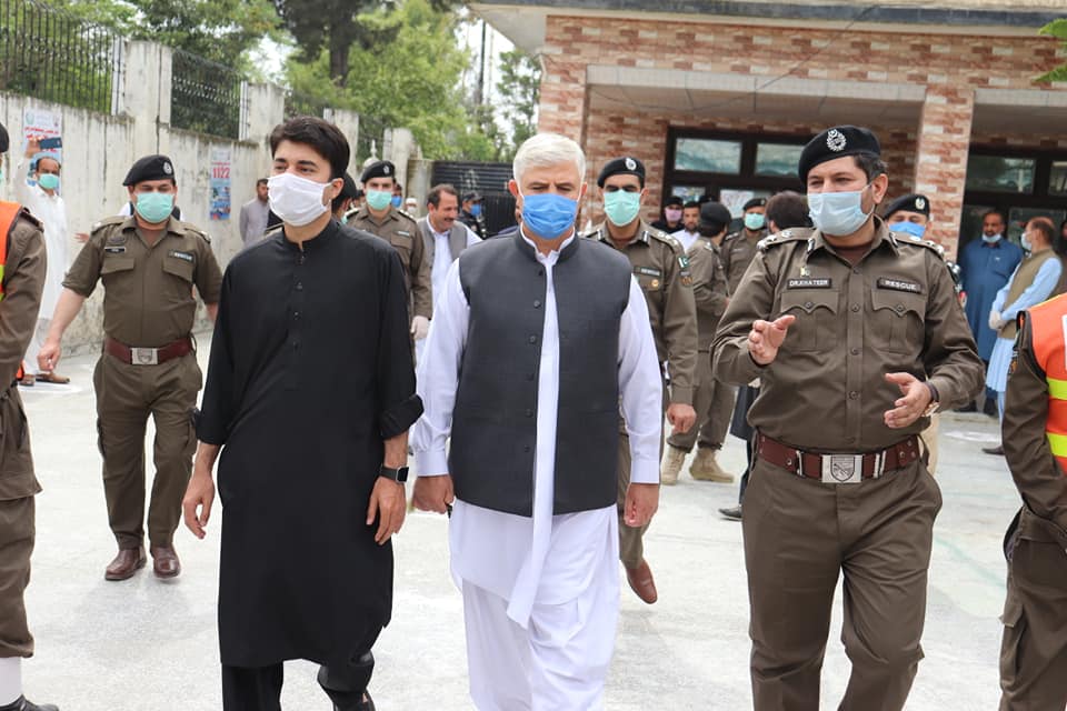 Honorable guests (chief minister kpk Mahmood Khan) and (Federal Minister Murad Saeed) along with DG Rescue1122 at Kabal station inauguration ceremony.