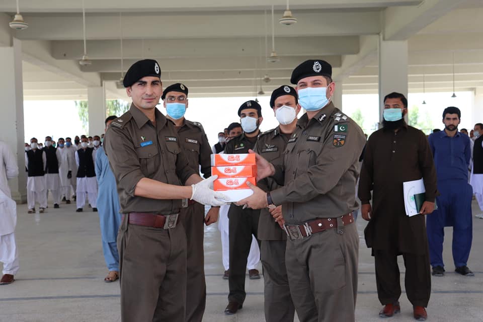 DG RESCUE 1122 KPK VISIT TO ELITE POLICE TRAINING CENTRE NOWSHEHRA TO CELEBRATE EID WITH ON DUTY RESCUERS.